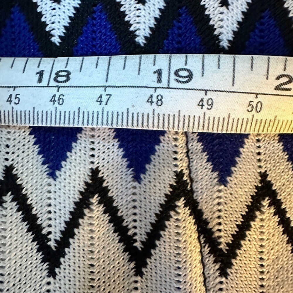 Cato Women Medium Blue Black White Zigzag Print Poncho Top Made in USA - Picture 4 of 5